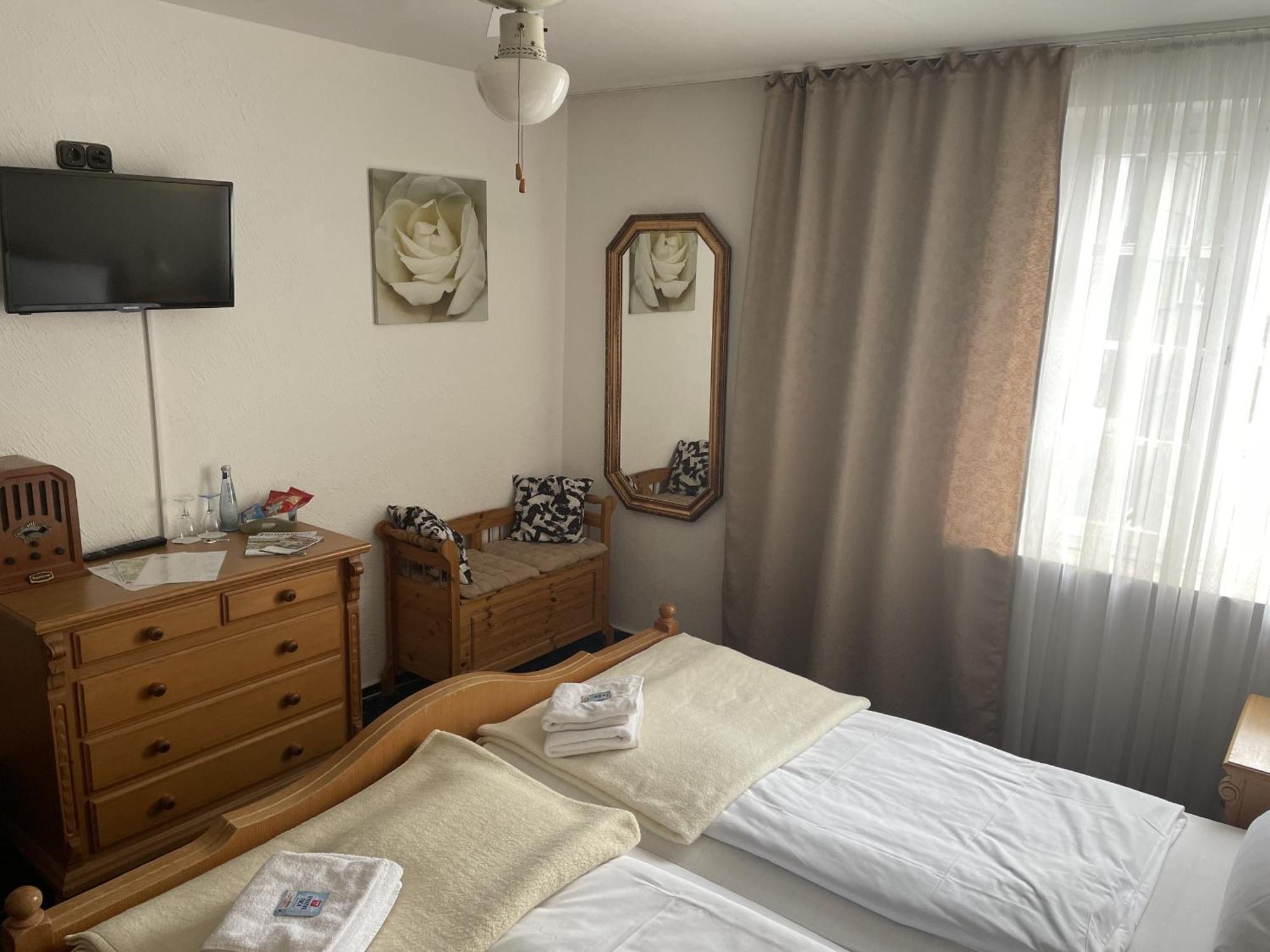 Hotel Jaegerhof Kettwig Essen Quarto foto