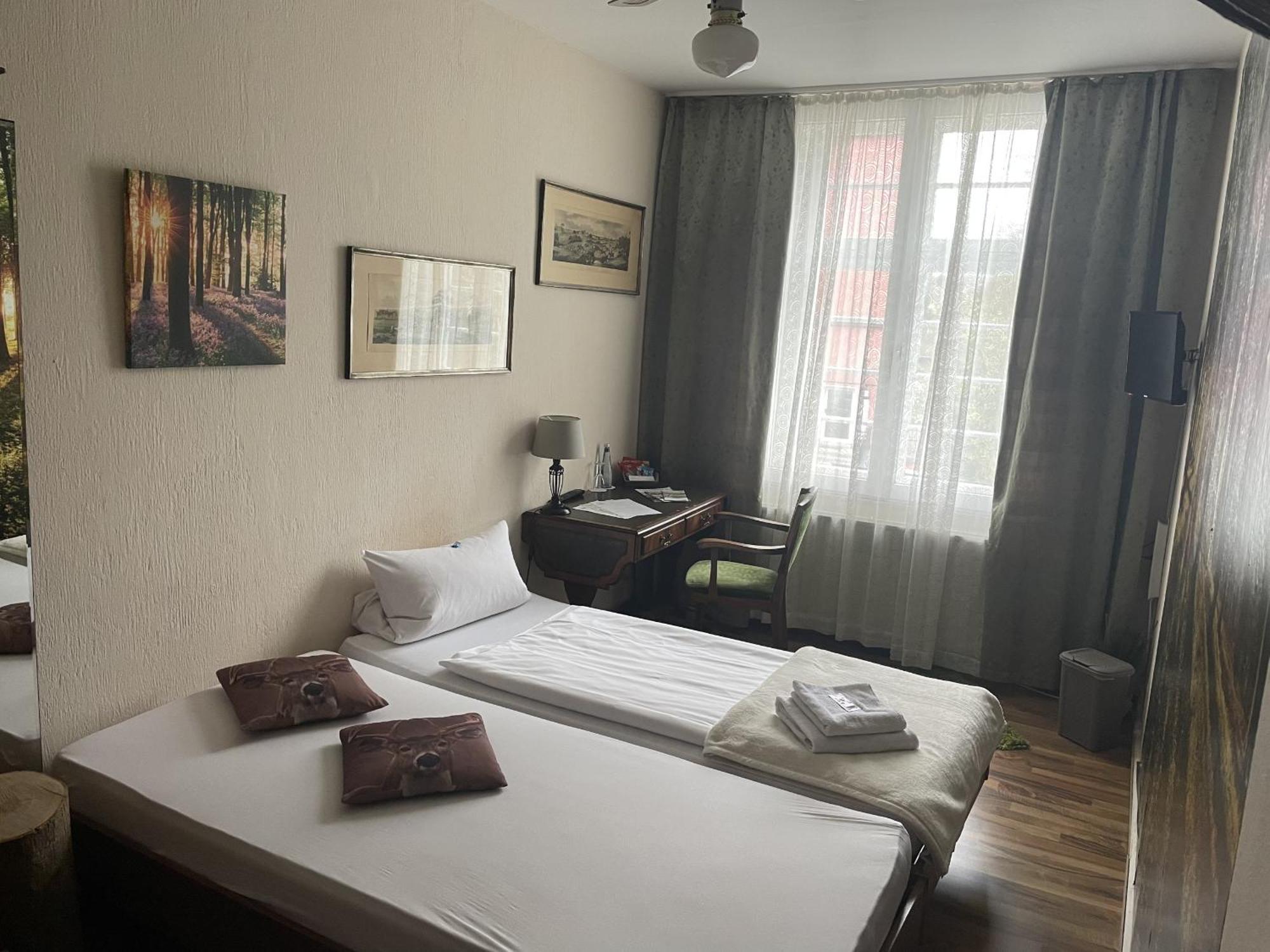 Hotel Jaegerhof Kettwig Essen Quarto foto